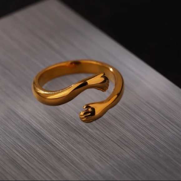 🤗 Gold plated hug ring - Picture 2 of 6